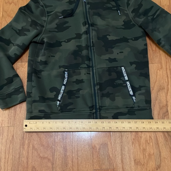 Hollister Men’s Size Medium Green Camo Logo Full Zipper 2 Front Pockets - Picture 7 of 12